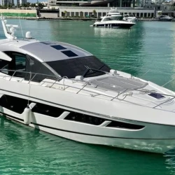 Arcadia 60 Yacht Charter Cancun for up to 13 guests. Explore Isla Mujeres, Playa Norte, coral reefs and Caribbean waters in luxury.