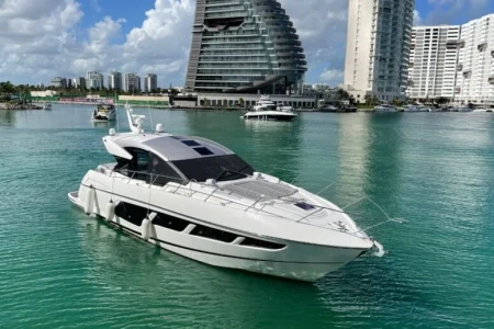 Arcadia 60 Yacht Charter Cancun for up to 13 guests. Explore Isla Mujeres, Playa Norte, coral reefs and Caribbean waters in luxury.