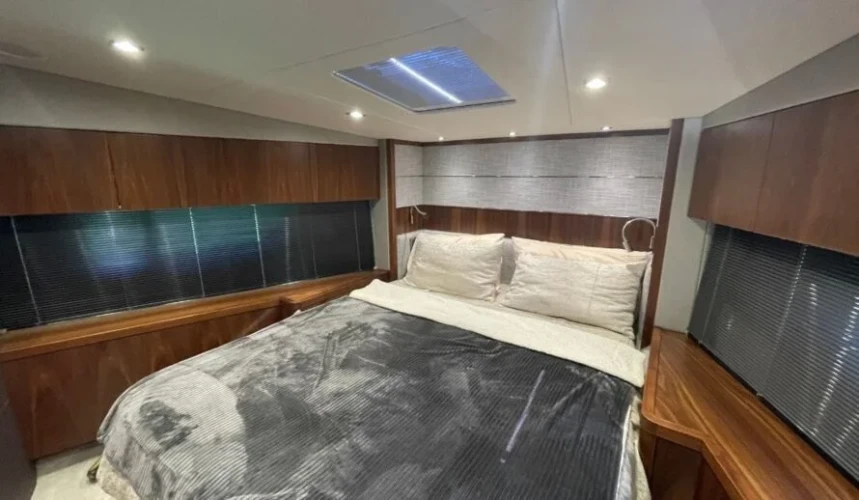 Arcadia 60 Yacht Charter Cancun for up to 13 guests. Explore Isla Mujeres, Playa Norte, coral reefs and Caribbean waters in luxury.