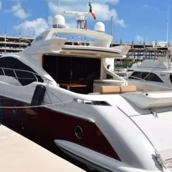Azimut 68S Yacht Rental Cancun