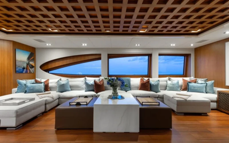 Private luxury yacht vacation aboard Champagne Seas in Nassau Bahamas