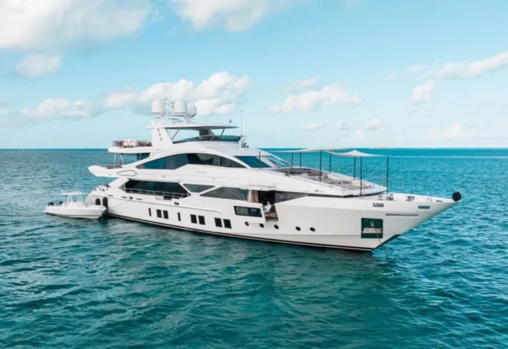 EMINA yacht charter cruising through the crystal-clear waters of The Bahamas