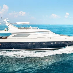 Luxury Ferretti 72 Yacht Rental Cancun