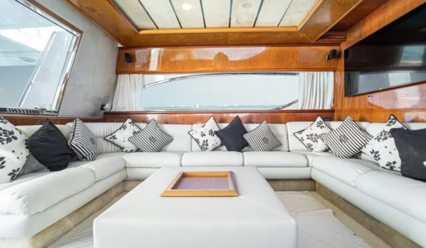 Luxury Ferretti 72 Yacht Rental Cancun