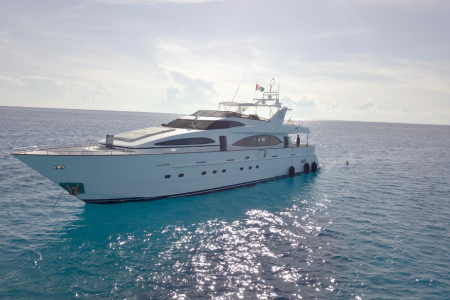 Just Amazing Yacht Charter Cancun