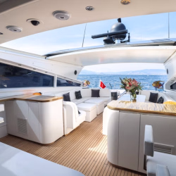 Luxury Leopard 27 A4 Yacht Charter Fréjus
