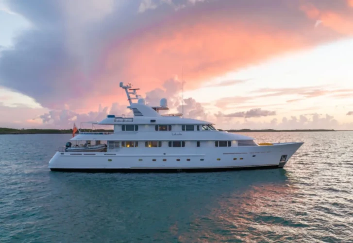 Spacious sun deck aboard LOHANKA yacht charter in The Bahamas