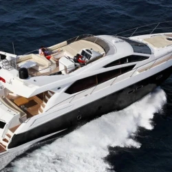 Luxury Manhattan 64ft Yacht Rental Cancun