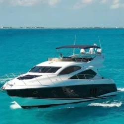 Luxury Manhattan 64ft Yacht Rental Cancun