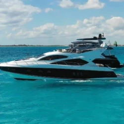 Luxury Manhattan 64ft Yacht Rental Cancun