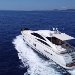 Luxury Princess V70 Yacht Charter Cannes