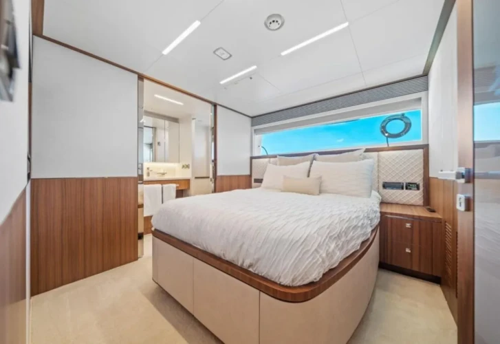 Guests enjoying a Bahamas yacht charter aboard RIO Horizon FD90