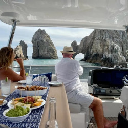 Luxury Schaefer 65 Yacht Cabo
