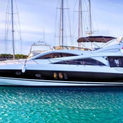 Luxury Sunseeker Manhattan 66 Yacht Charter Cancun