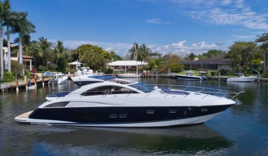 Sunseeker Predator 60 Yacht Charter Cancun